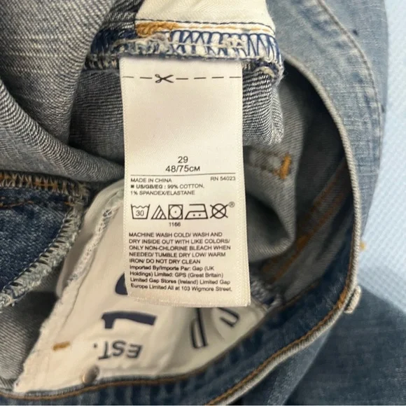 GAP - Women’s Denim Shorts - Picture 4 of 5